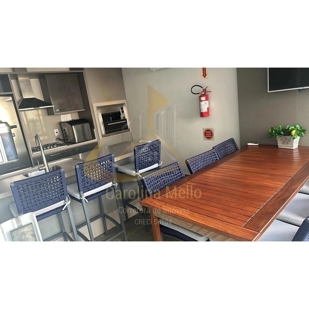 Apartamento de Alto Padrão com 4 Suítes Mobiliado em Meia Praia, Itapema/SC – Pronto para Morar