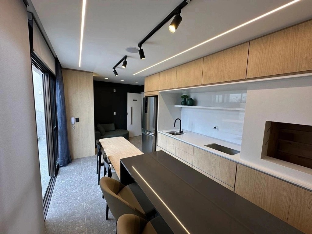 Apartamento Alto Padrão no bairro Pedra Branca: 103m² com Mobília e Sofisticação Atemporal