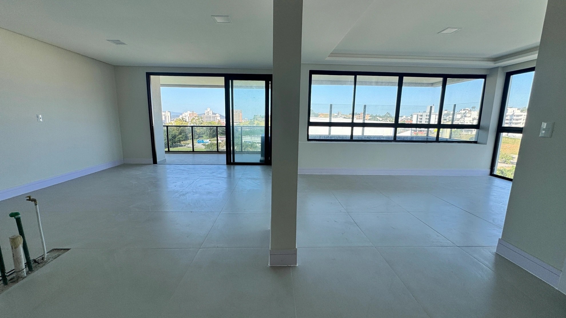 Apartamento 157 m².  Alto Padrão com Piscina Privativa – Pedra Branca