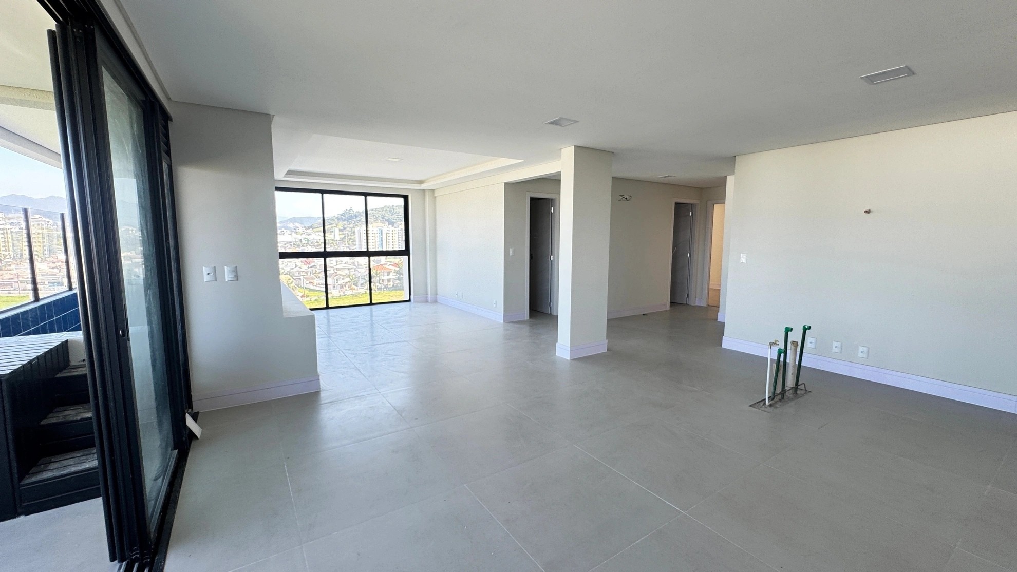 Apartamento 157 m².  Alto Padrão com Piscina Privativa – Pedra Branca