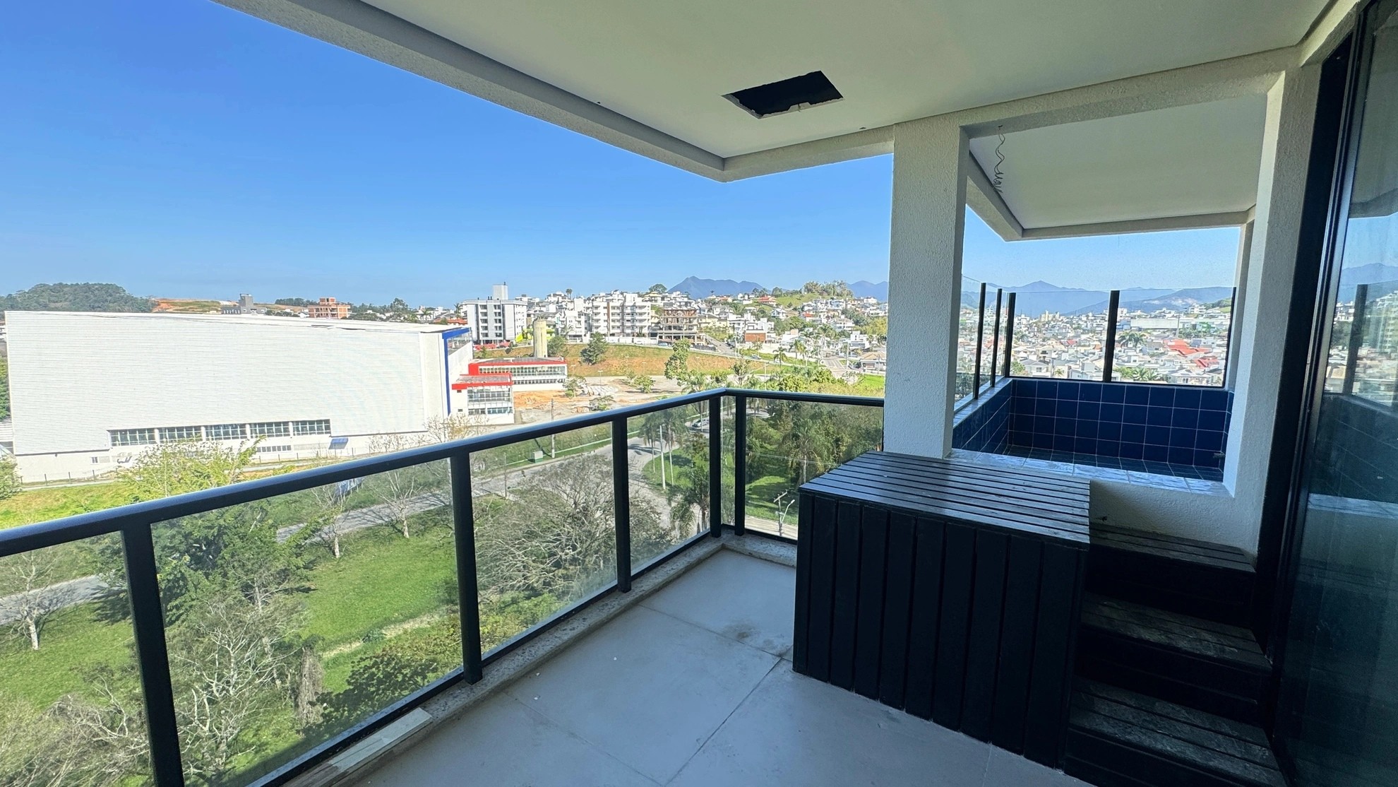 Apartamento 157 m².  Alto Padrão com Piscina Privativa – Pedra Branca